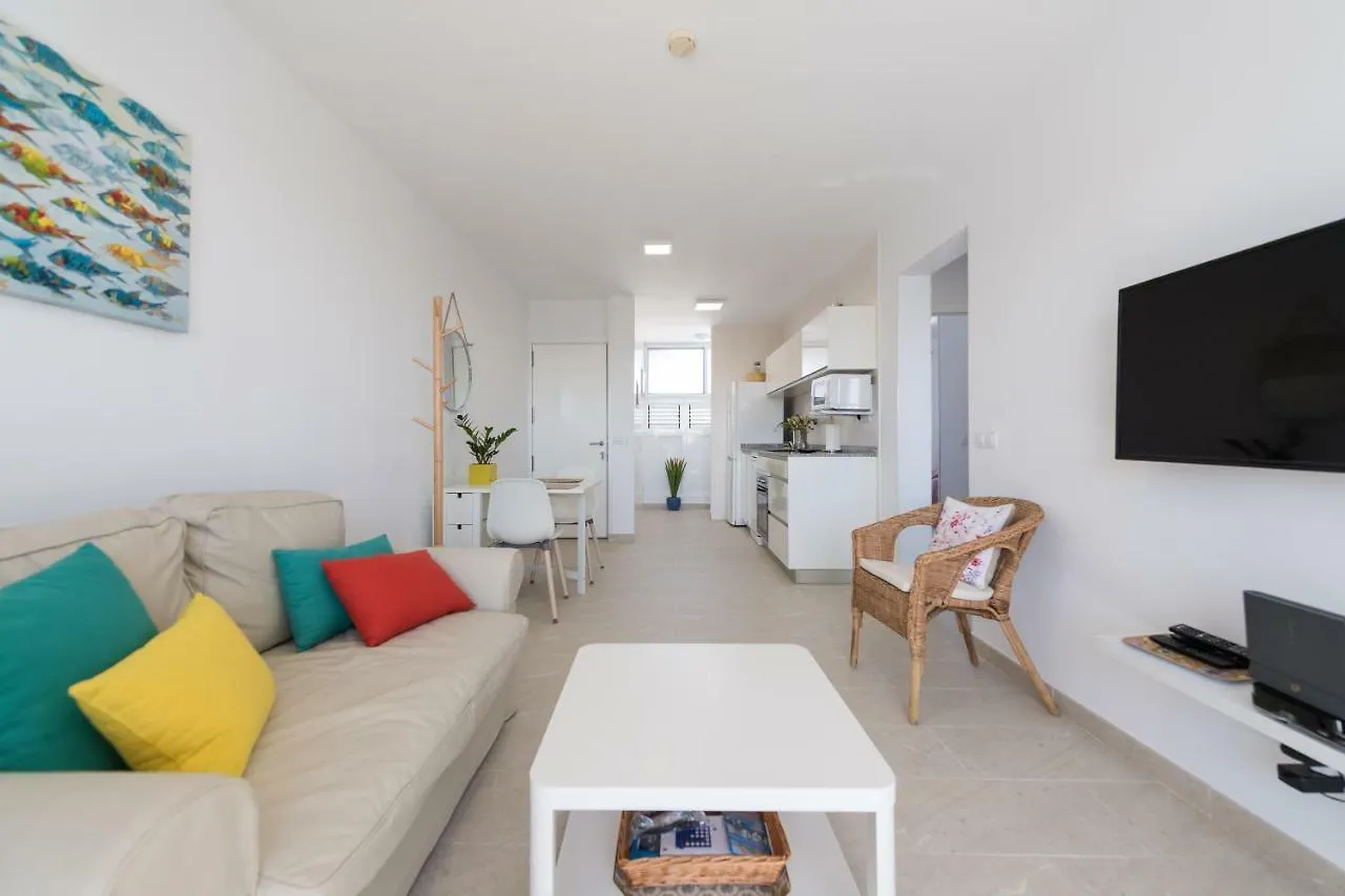 Bambu Apartment San Agustin